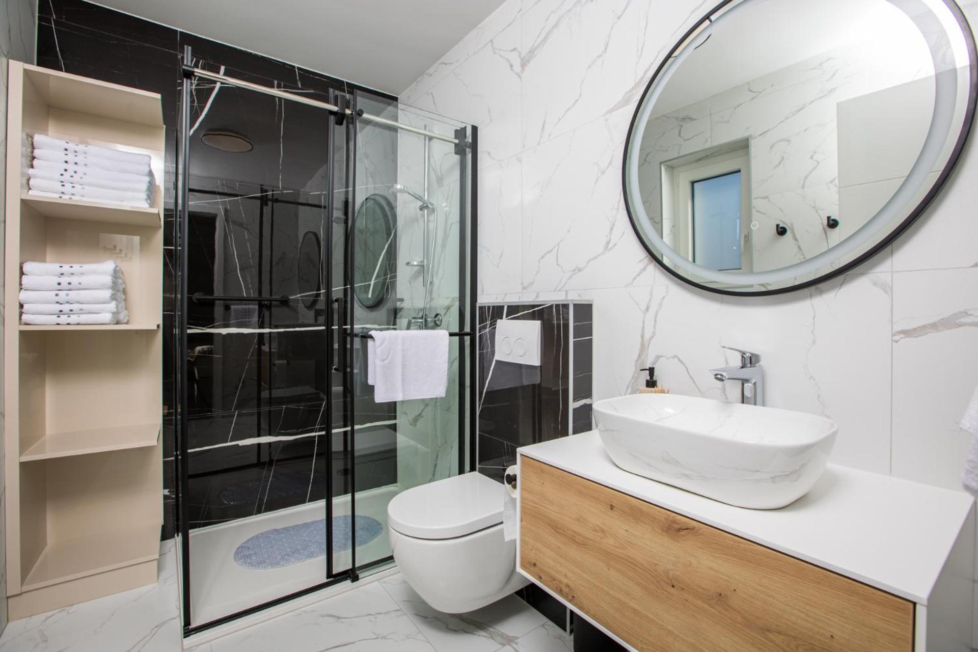 Aura Malinska - Private Pool Apartment
